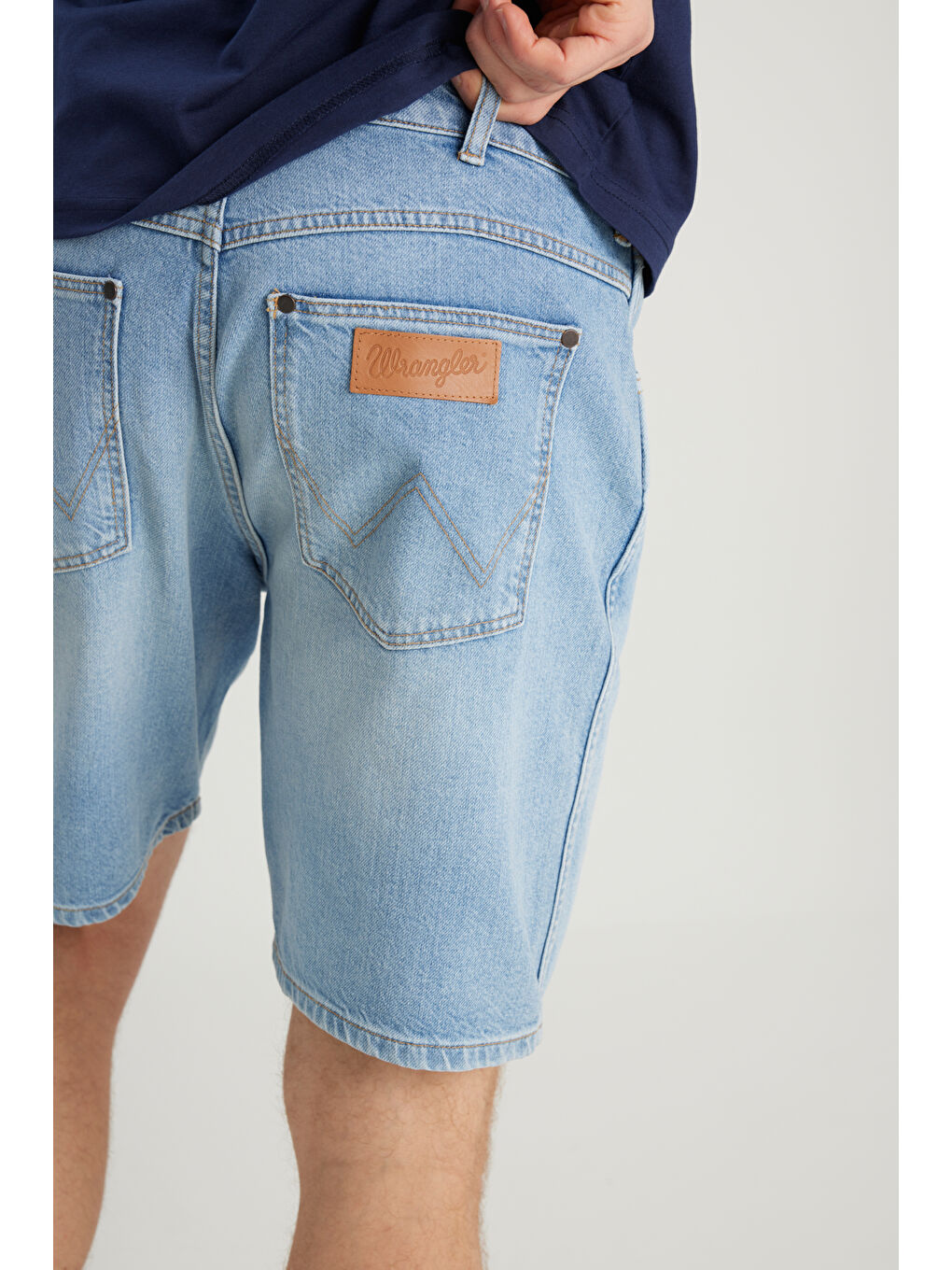 Frontier Regular Fit Normal Kesim %100 Pamuk Açık Mavi Jean Şort-4