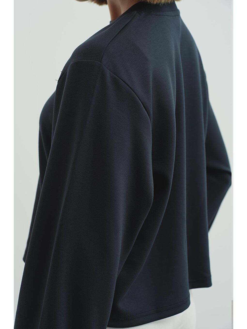 Gri Oversize Basic Kısa Sweatshirt 981 Füme-4