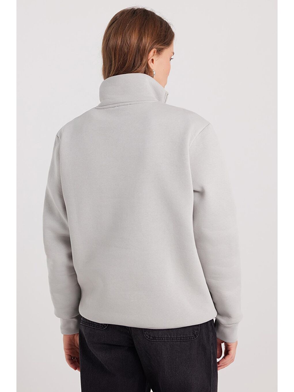 Bej Kadın Relax Fit Rahat Kesim Pamuklu İçi Polarlı Yarım Fermuarlı Taş Renk Dik Yaka Sweatshirt-6