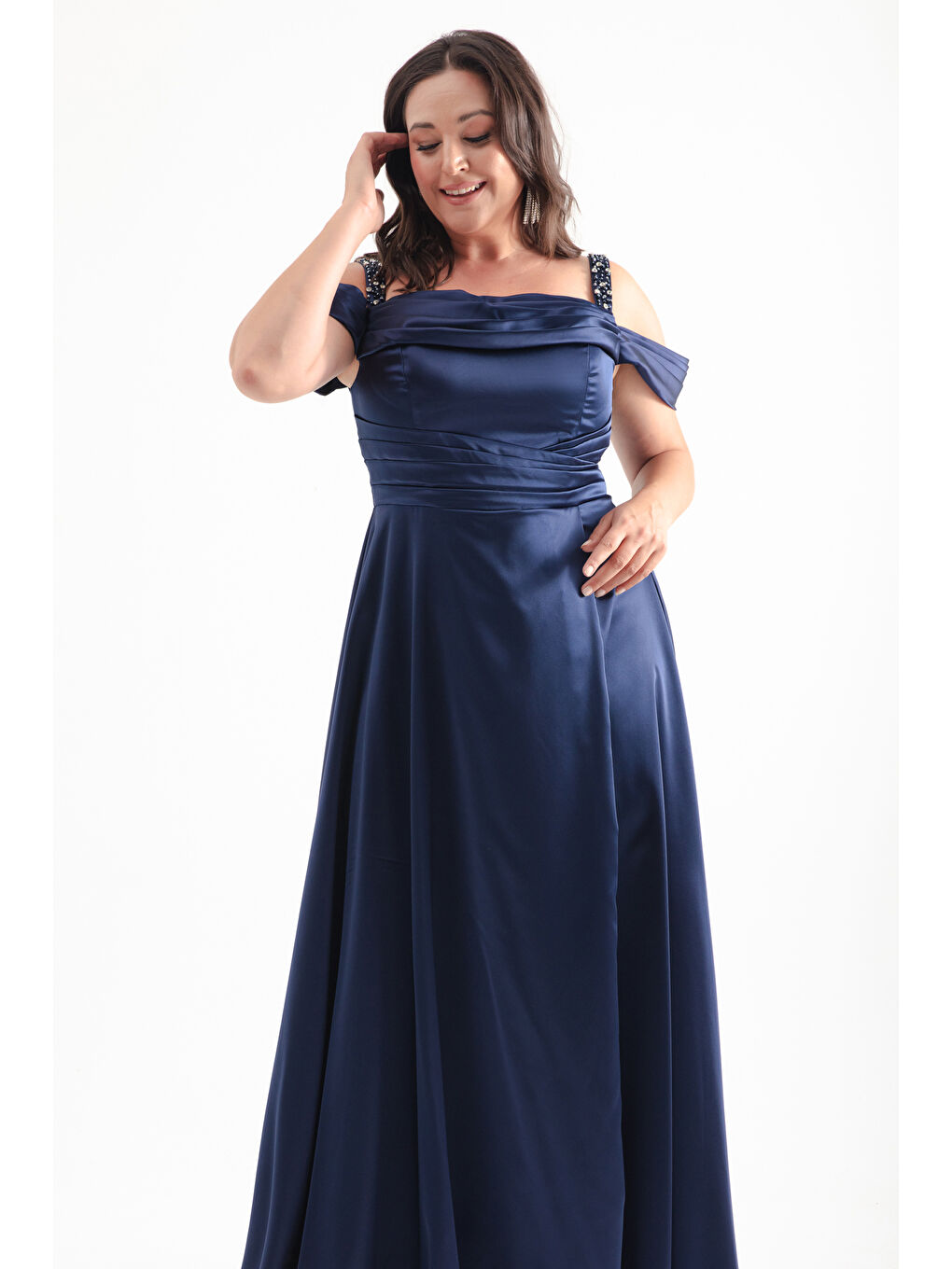 Kadın Lacivert Taş Askılı Drapeli Büyük Beden Uzun Abiye Elbise-1