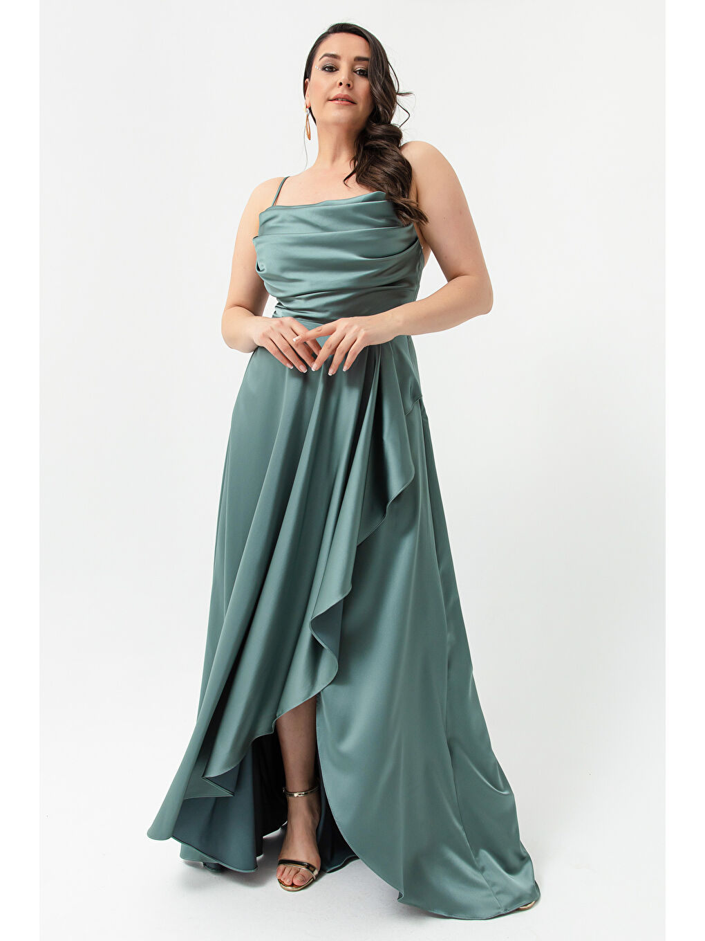 Mavi Kadın Firuze Volanlı Yırtmaçlı Büyük Beden Saten Abiye Mezuniyet Elbisesi