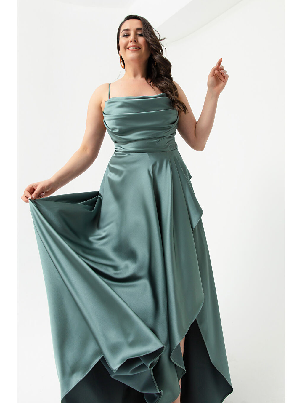 Mavi Kadın Firuze Volanlı Yırtmaçlı Büyük Beden Saten Abiye Mezuniyet Elbisesi-1