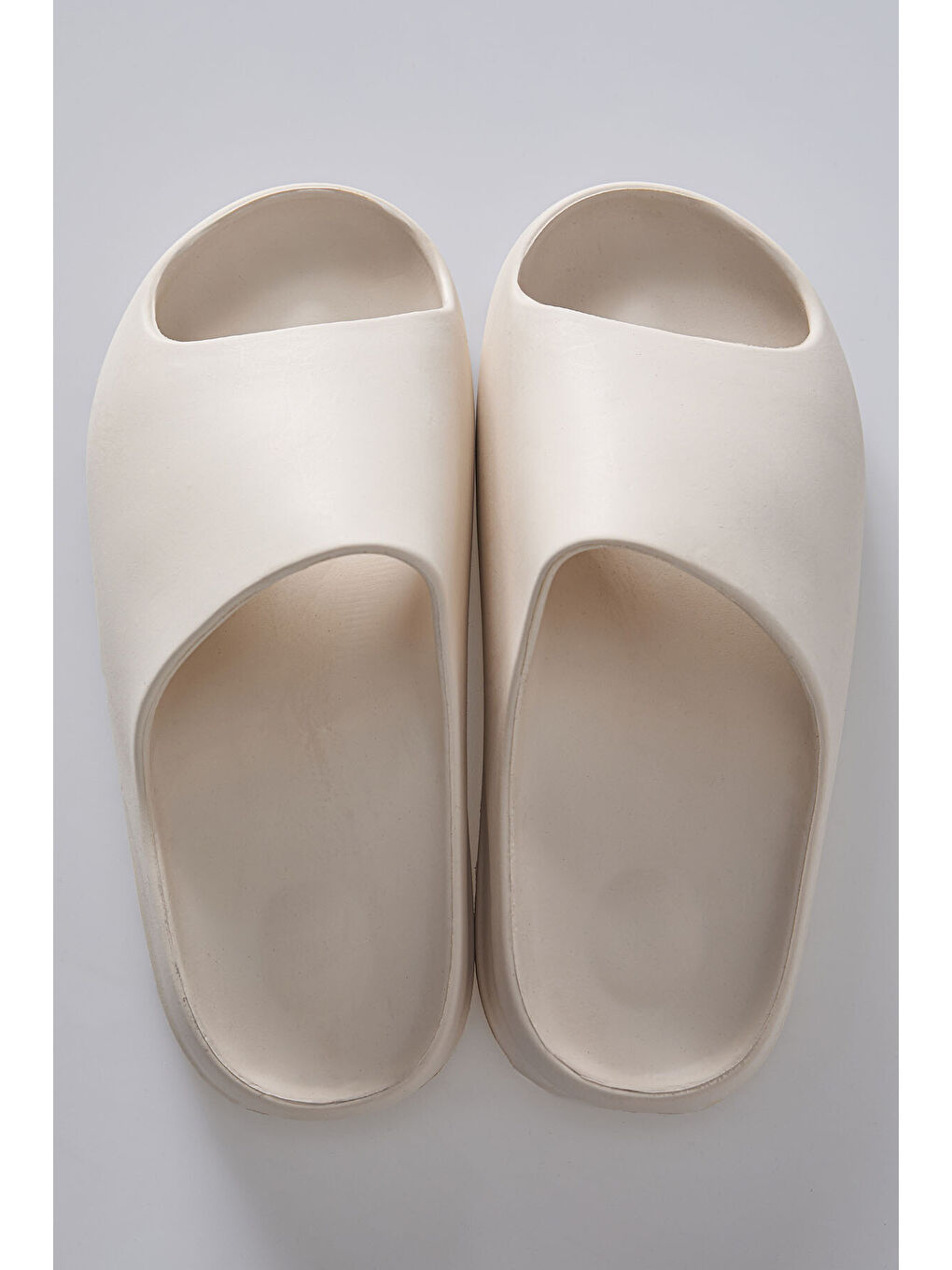 Bej Yüksek Tabanlı Bantlı Erkek Terlik -89301-3