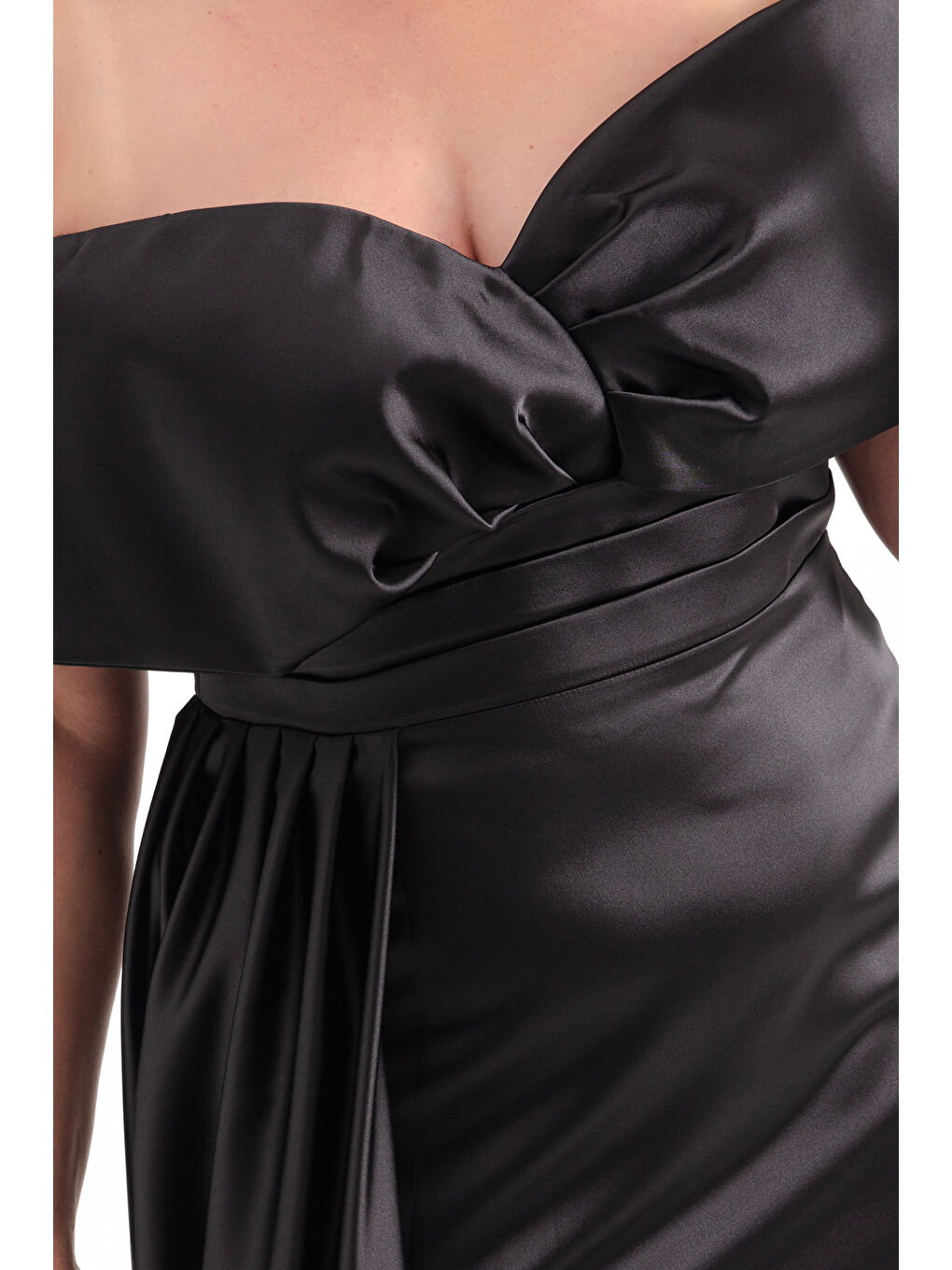 Kadın Siyah Kayık Yaka Yırtmaçlı Büyük Beden Uzun Abiye Elbise-2