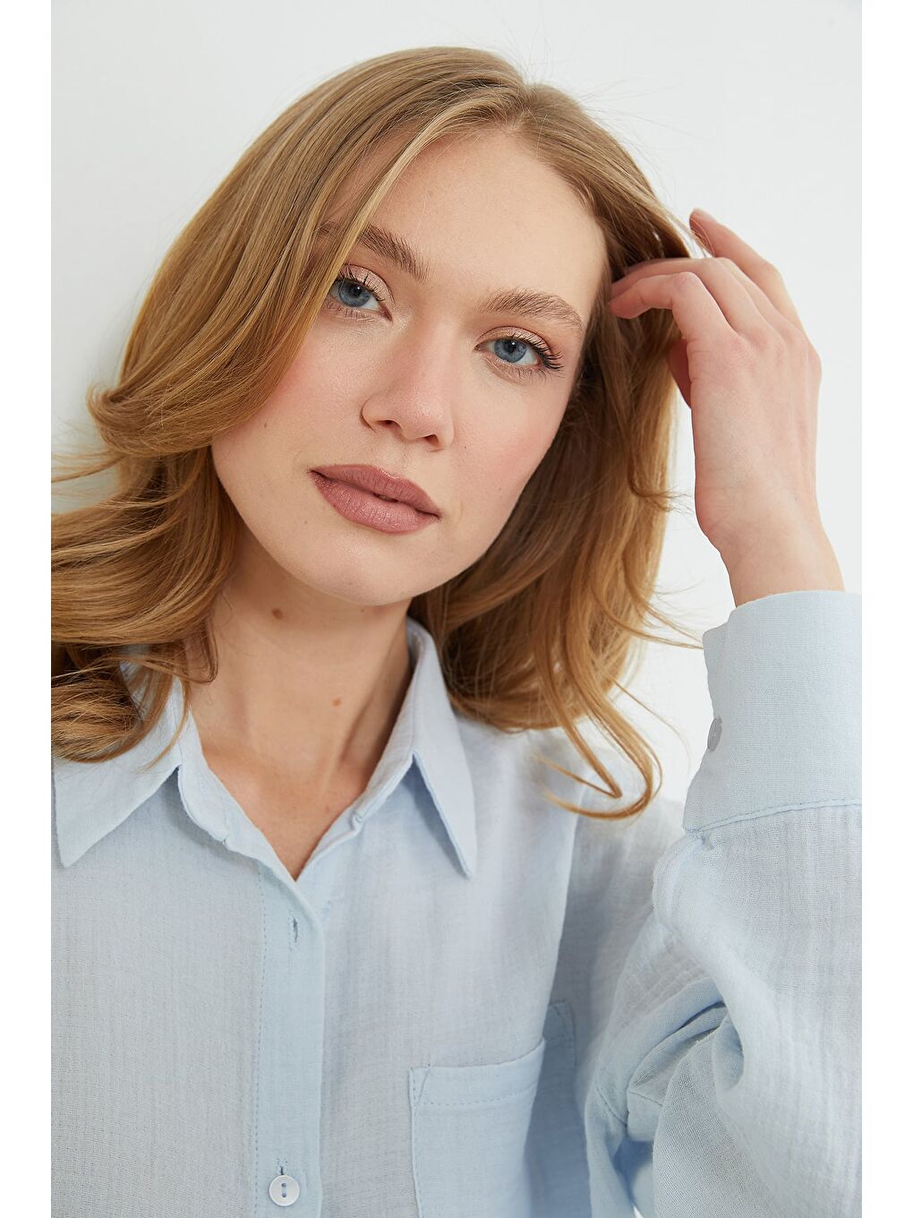 Mavi Tek Cepli Müslin Kumaş Salaş Gömlek-2