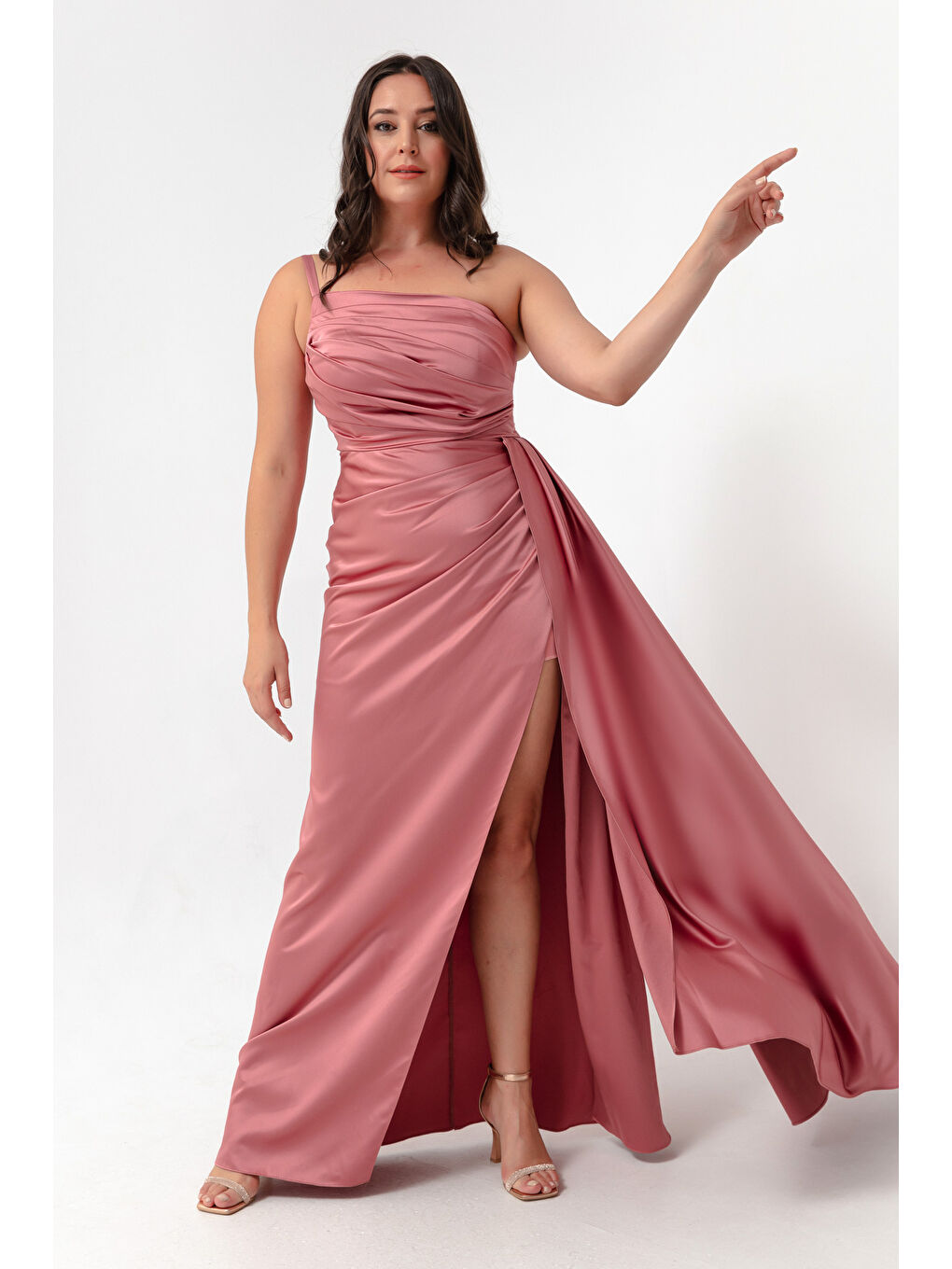 Pembe Kadın Pudra Tek Omuzlu Büyük Beden Saten Abiye & Mezuniyet Elbisesi