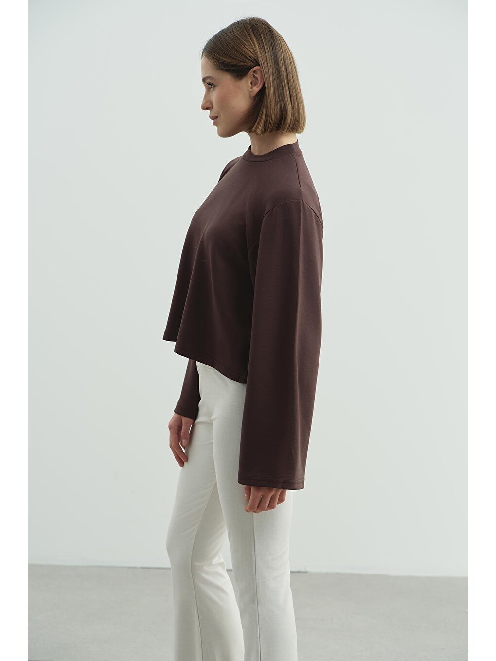 Oversize Basic Kısa Sweatshirt 981 Kahverengi-1