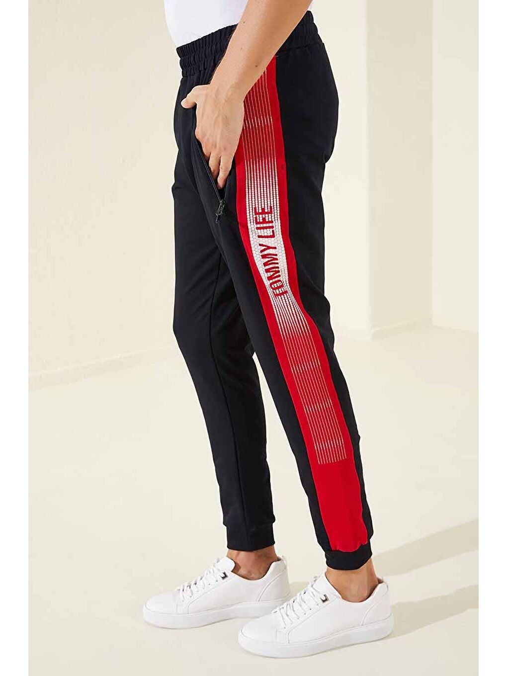 Lacivert - Kırmızı Fermuar Cepli Baskılı Standart Kalıp Erkek Jogger Eşofman Altı- 84657-3