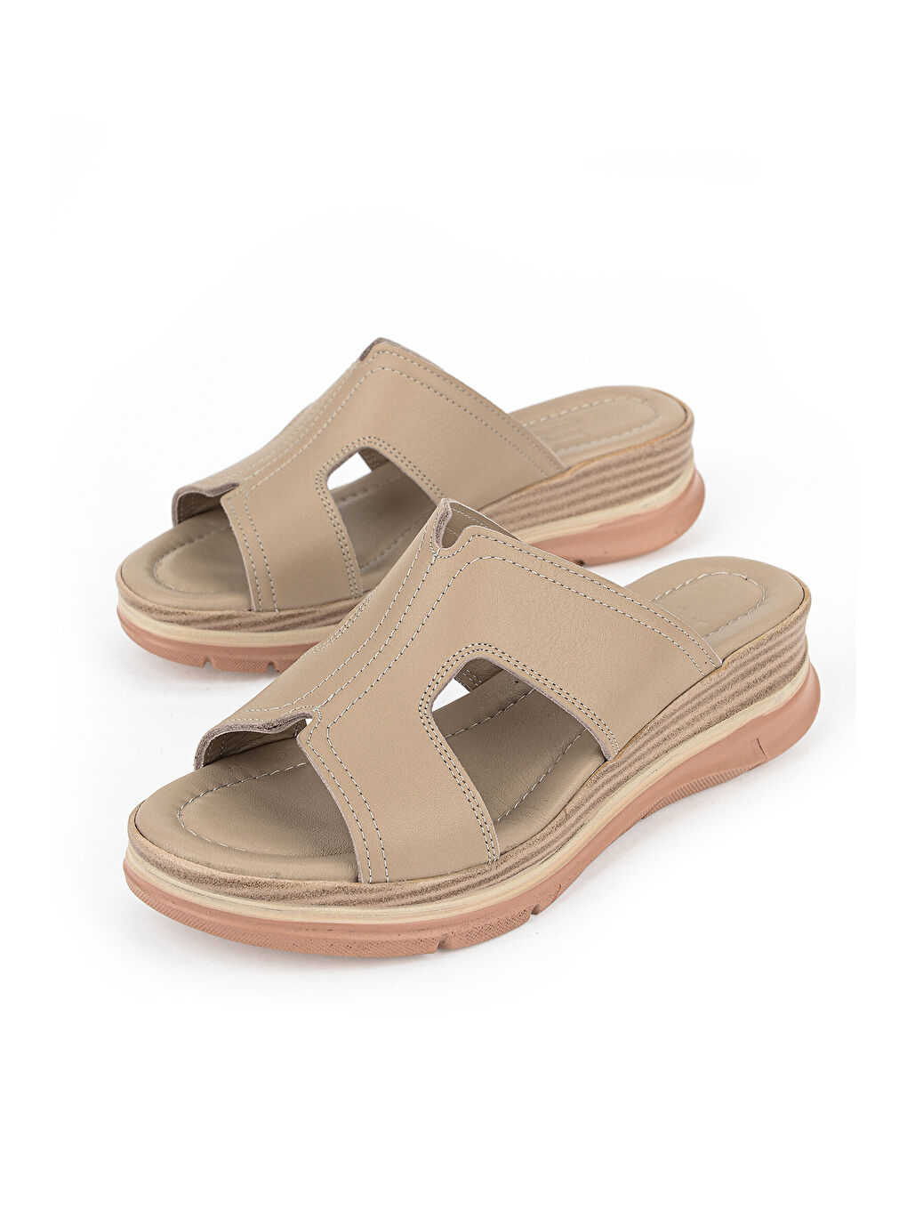 Kadın Hakiki Deri Dolgu Terlik 1611020Z2565 Bej-4