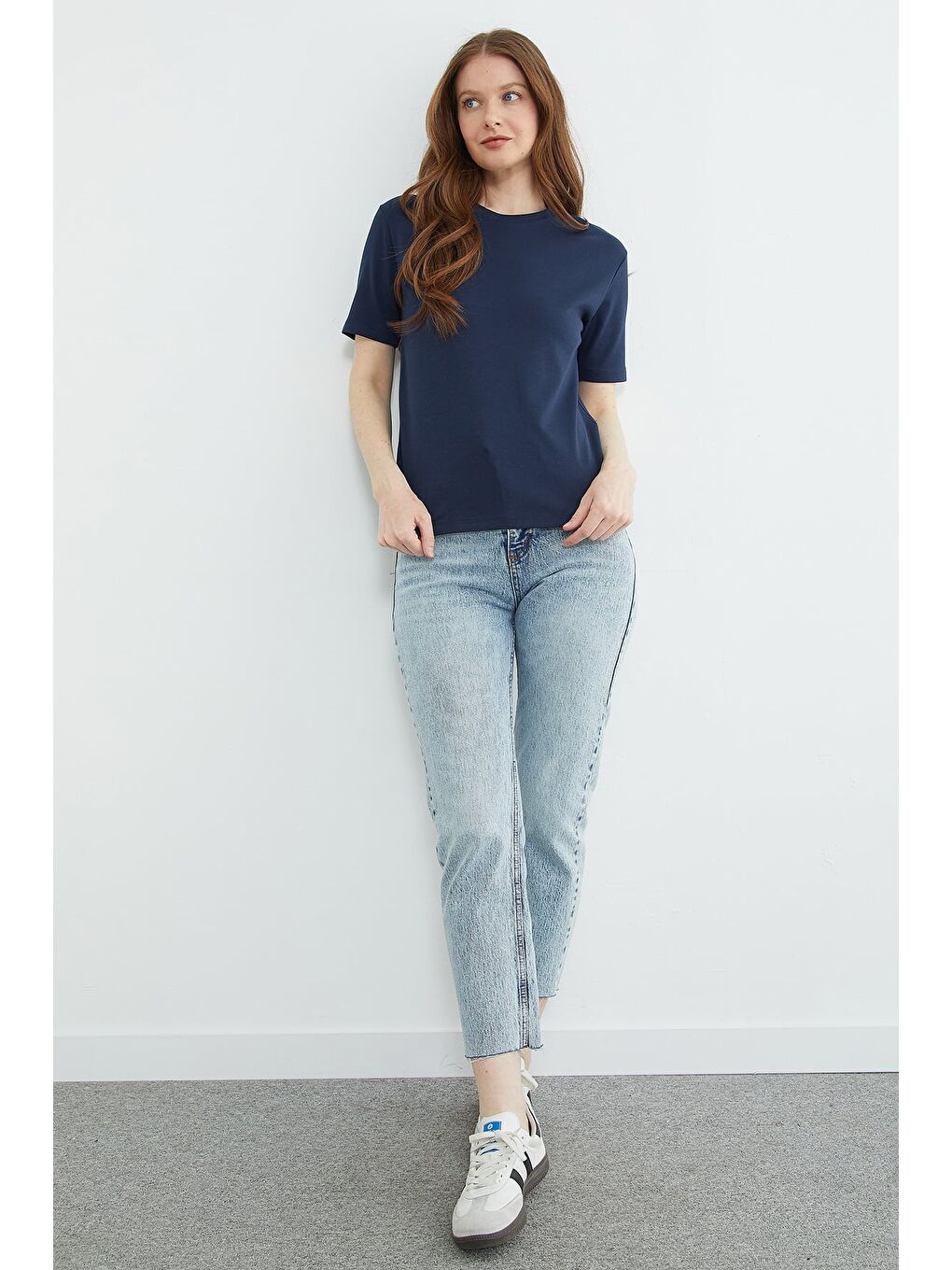 Lacivert Basic Bisiklet Yaka Salaş Tişört-1