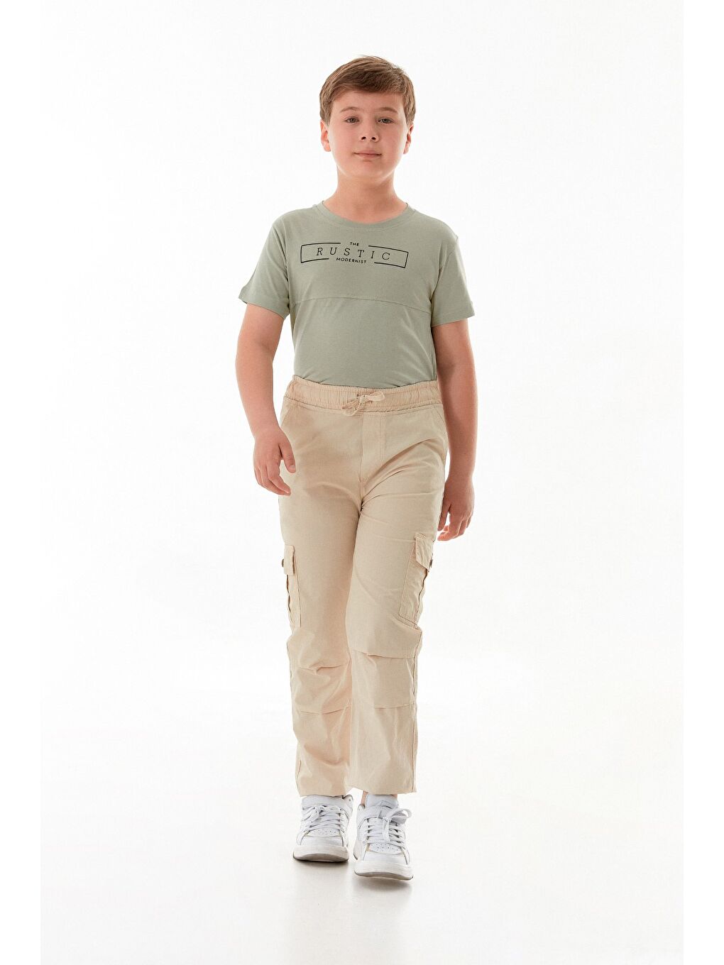 Bej Paraşüt Kumaş Erkek Çocuk Jogger Pantolon-3