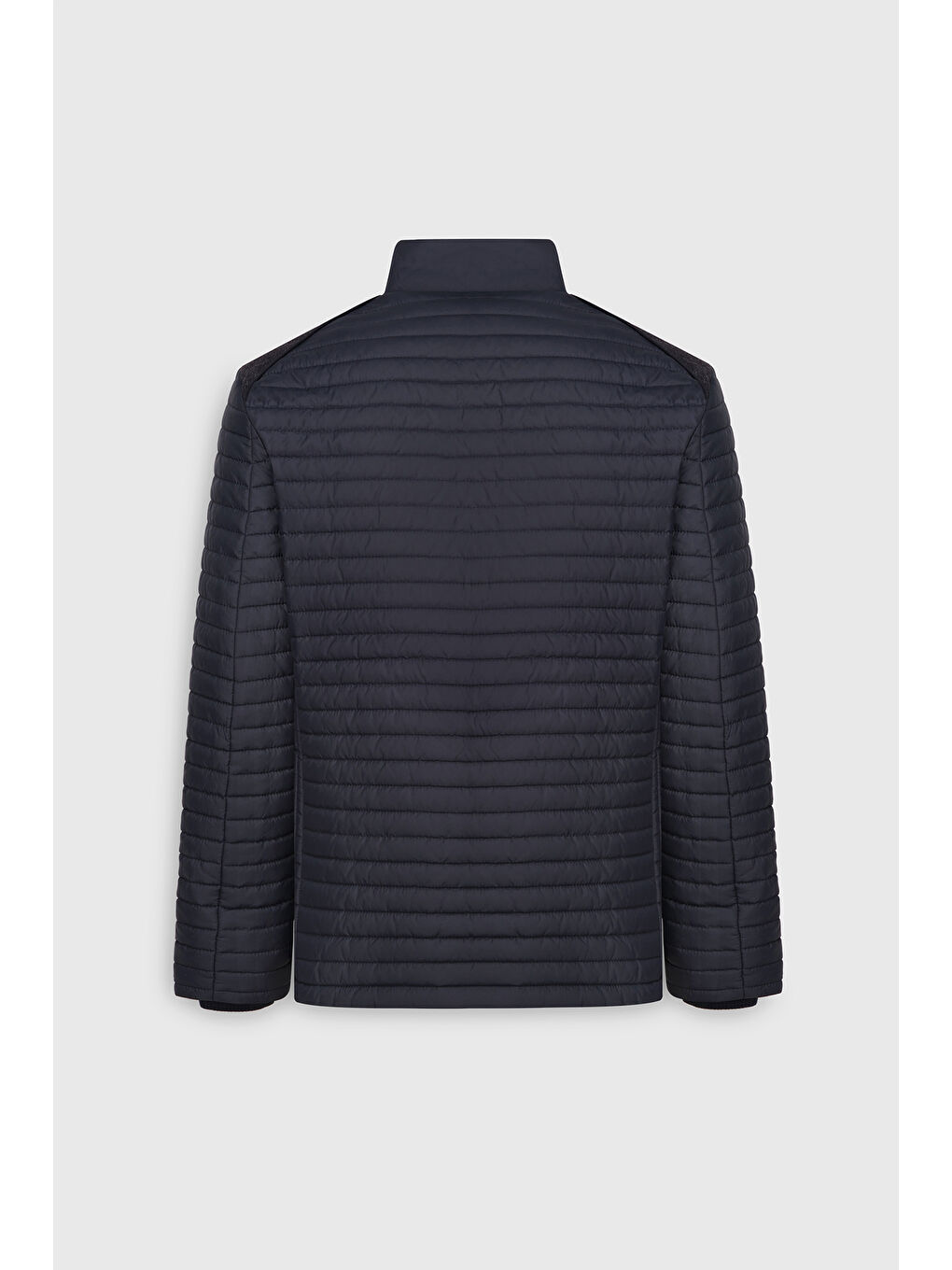 Erkek Lacivert Standart Fit Normal Kesim Kapitone Desenli Dik Yaka Fermuarlı Yan Cep Şişme Mont-9