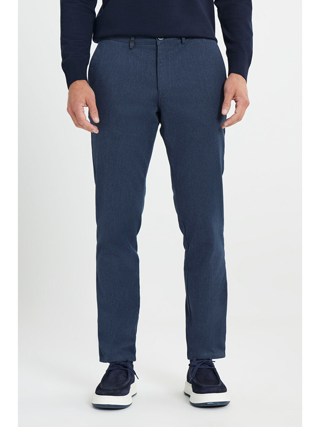 Erkek İndigo Pamuklu Comfort Fit Rahat Kesim Yan Cep Esnek Pantolon-1