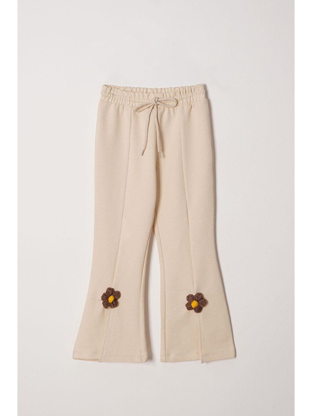 Bej Bisiklet Yaka Yırtmaçta Papatya Detaylı Kız Çocuk Eşofman Takım-3