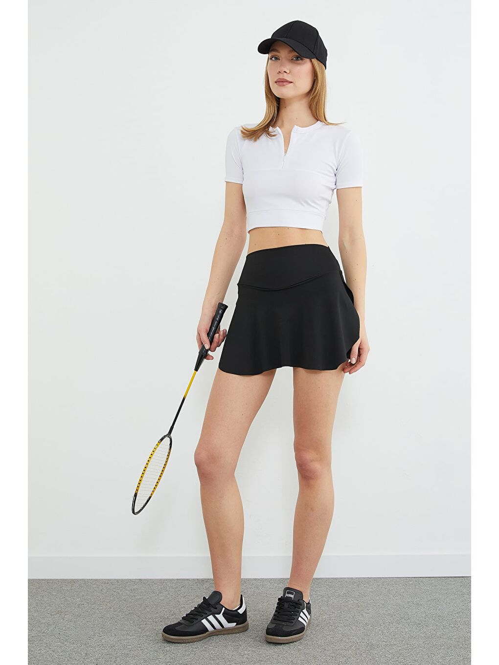 Siyah Beli Lastikli Şortlu Tenis Eteği