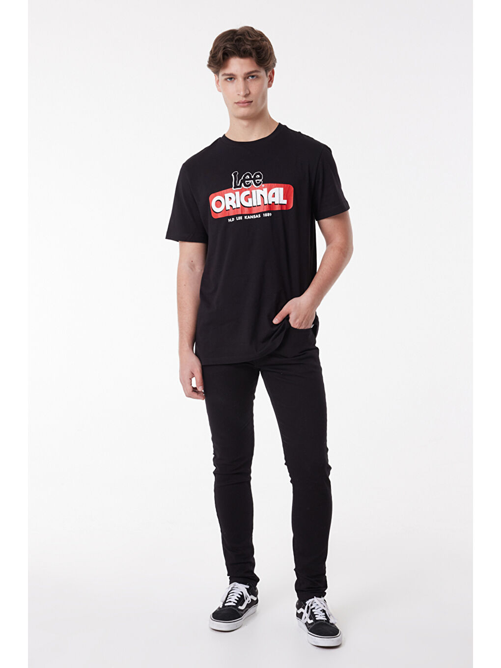 Regular Fit Normal Kesim %100 Pamuk Bisiklet Yaka Siyah Tişört-1