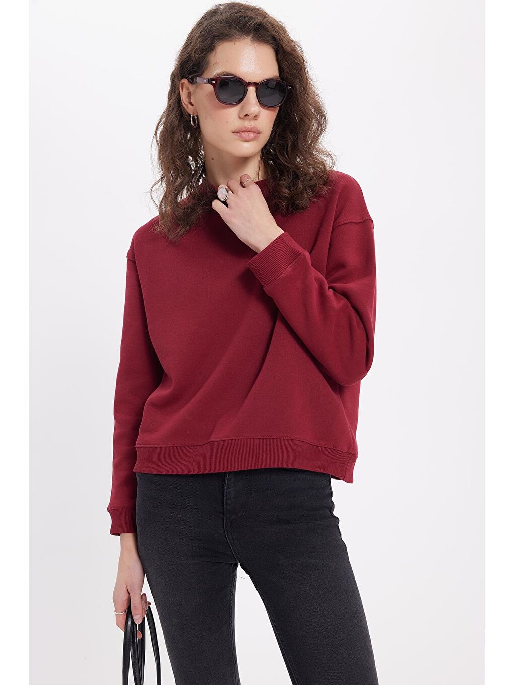 Kadın Oversize Geniş Kesim Pamuklu Bisiklet Yaka Bordo Sweatshirt-4