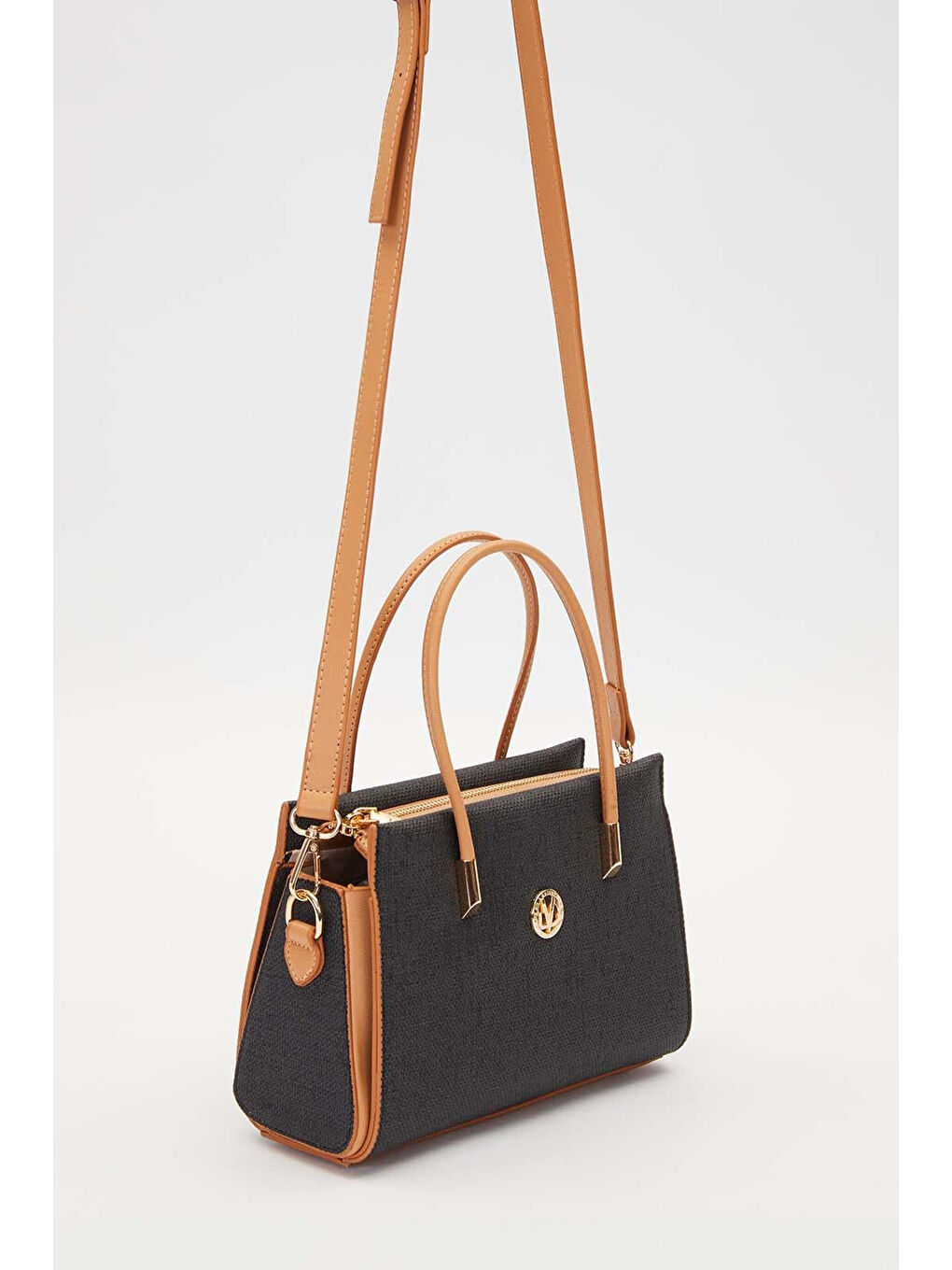 İnce Saplı Biye Detay Sert Deri Çanta 930543 Siyah-1