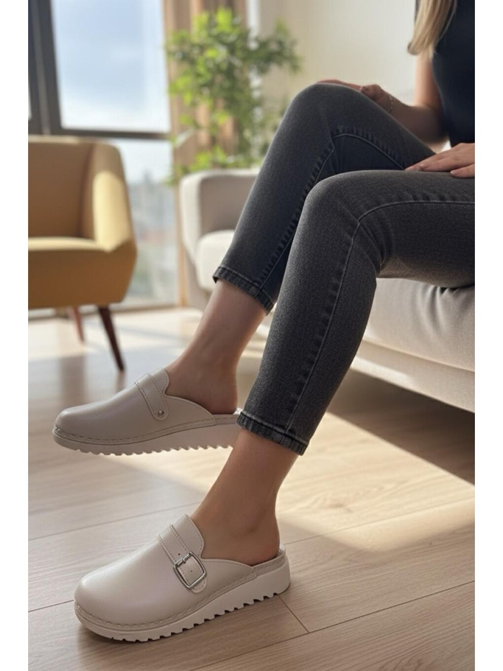 Ekru Prl 3102 Tokalı Ortopedik Yumuşak Hafif Taban Önü Kapalı Günlük Anne Kadın Terlik