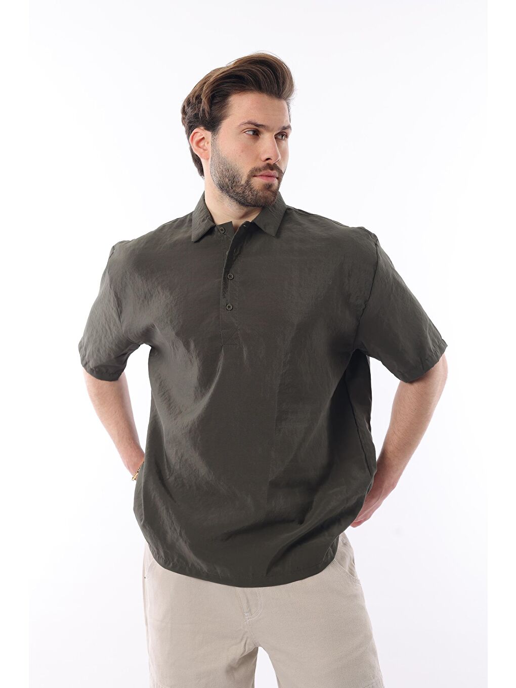 Haki Oversize Rahat Kesim Kısa Kollu Gömlek 6744-1