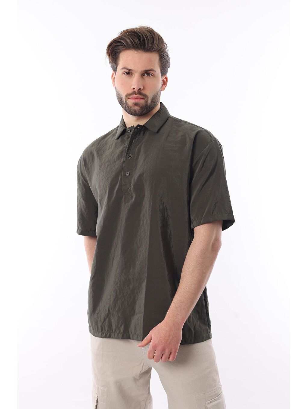 Haki Oversize Rahat Kesim Kısa Kollu Gömlek 6744-2