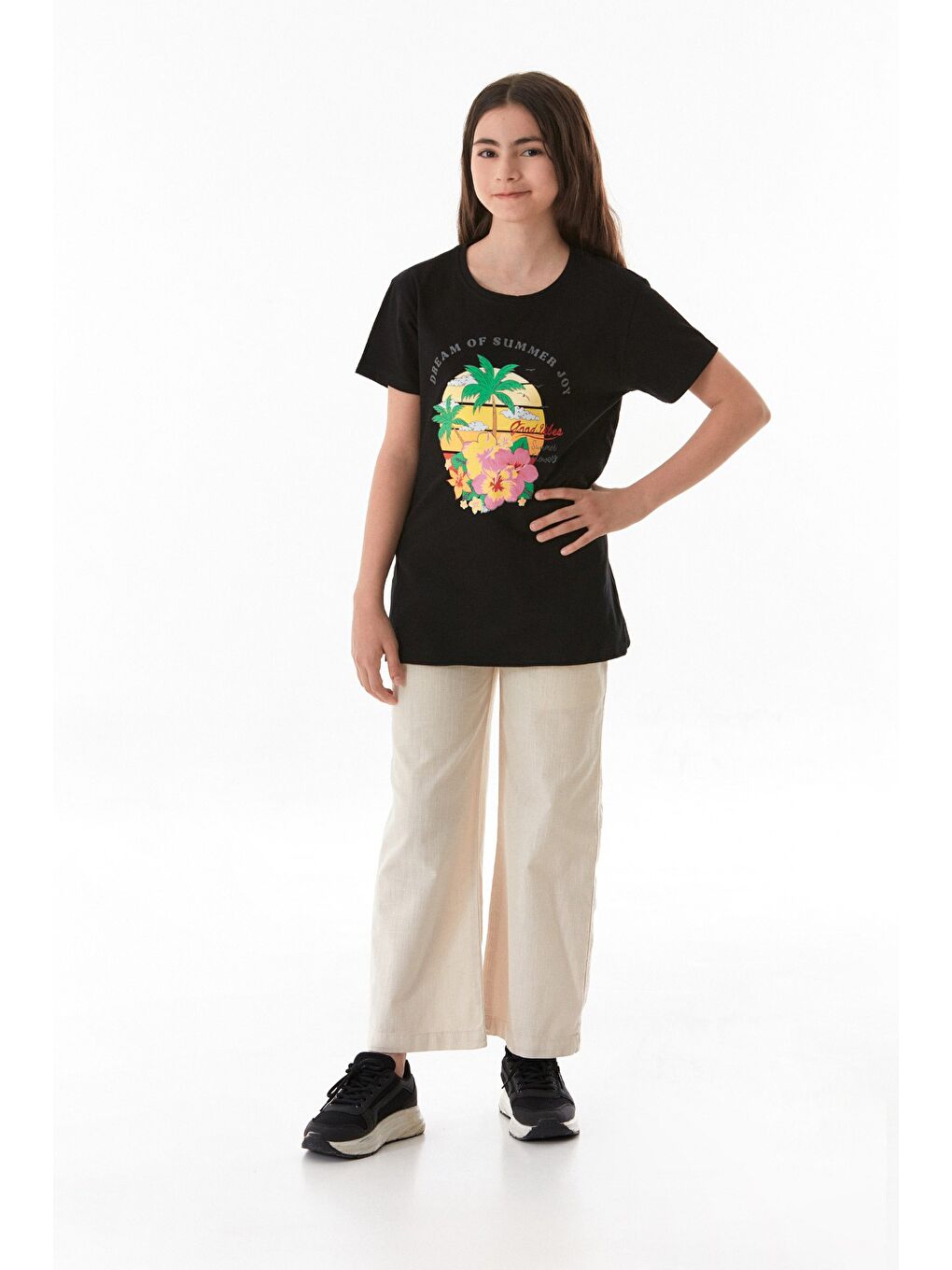 Siyah %100 Pamuk Palmiye Baskılı Kız Çocuk Tişört