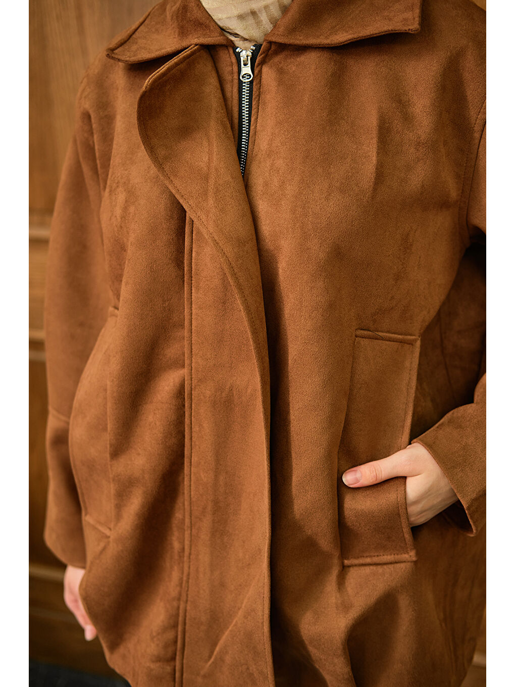 Kadın Fermuarlı Süet Ceket Kahverengi-4