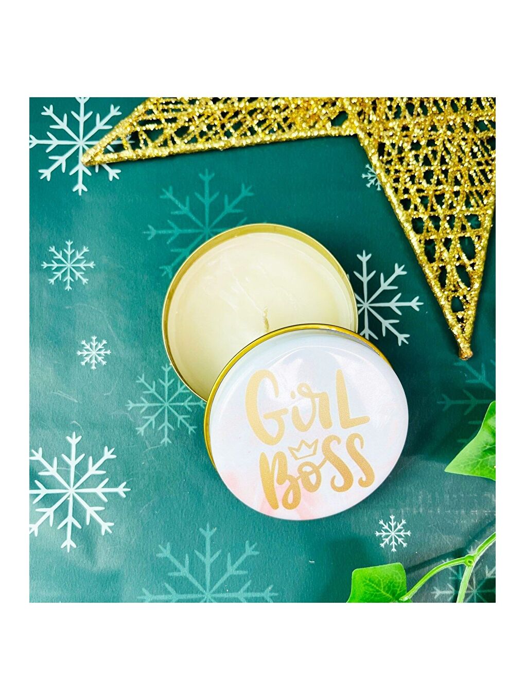 BAM HEDİYELİK EŞYA Karişik Girl Boss Tasarımlı Kokulu Teneke Mum - 2