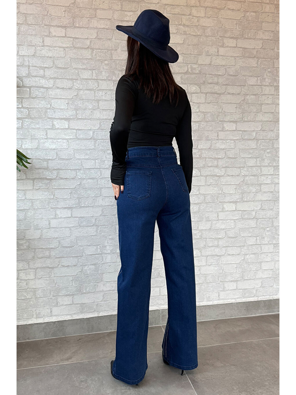 Lacivert Yüksel Bel Taş Detaylı Palazzo Jean Pantolon-3