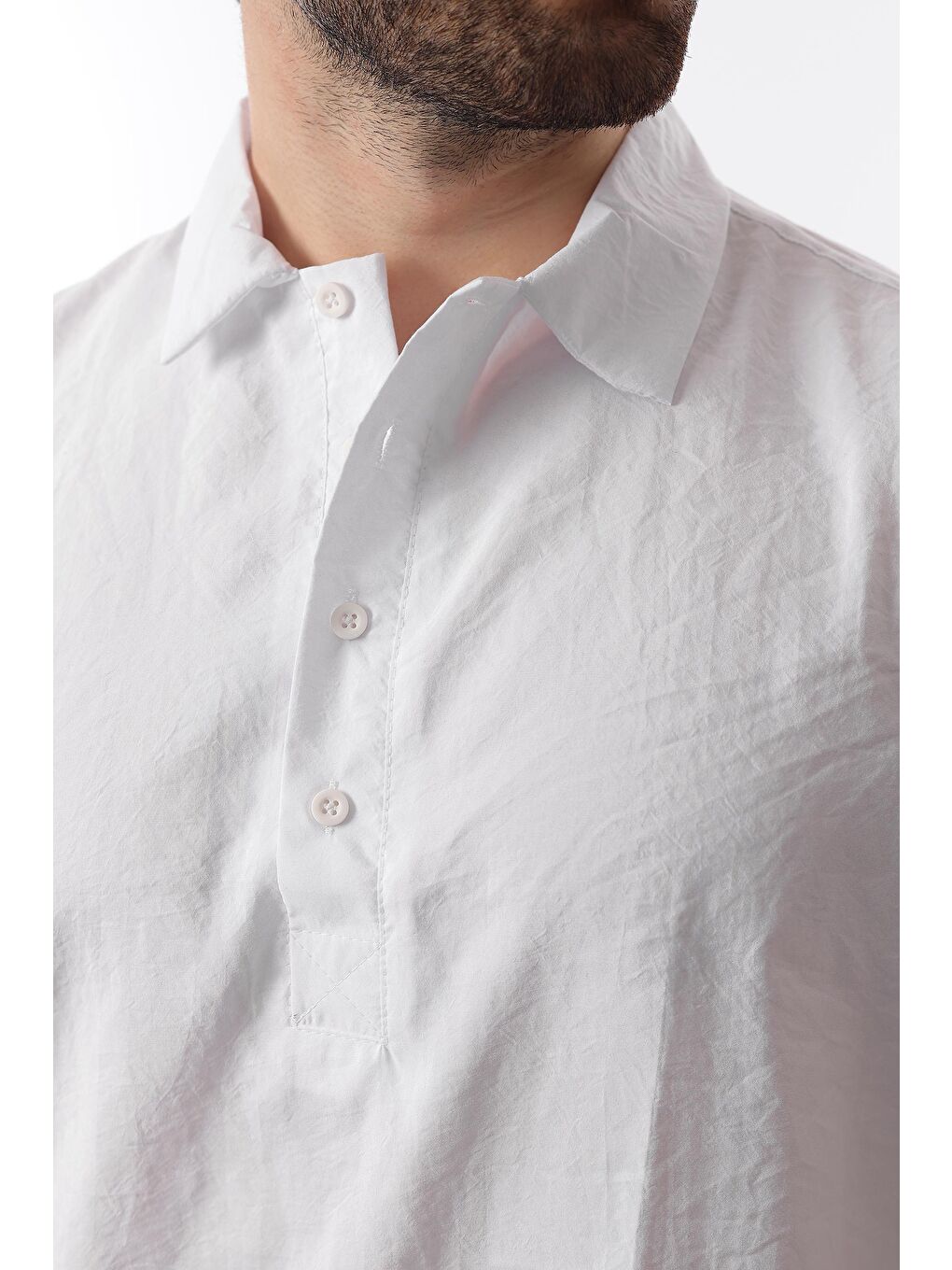 Beyaz Oversize Rahat Kesim Kısa Kollu Gömlek 6744-3