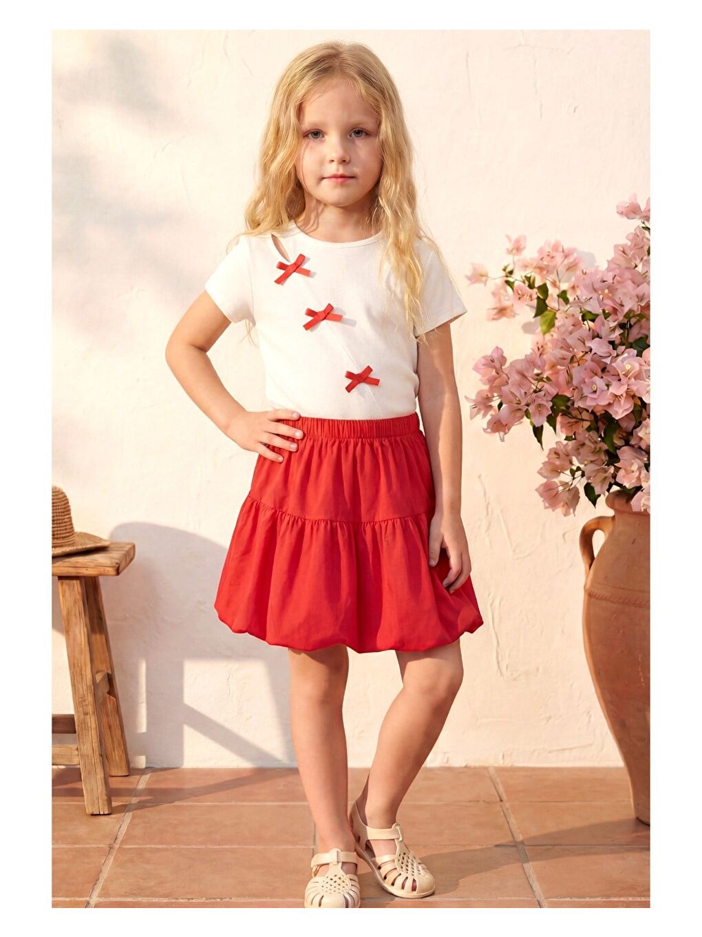 Kız Çocuk Pamuklu Ekru Kırmızı Fiyonk Detaylı Tişört Etek Takım - İkili Kombin-3