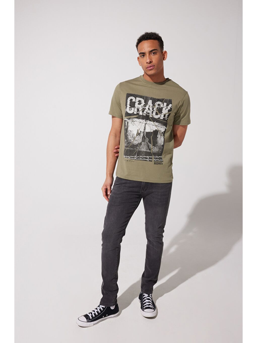 Loose Fit %100 Pamuk Bisiklet Yaka Haki Tişört-1