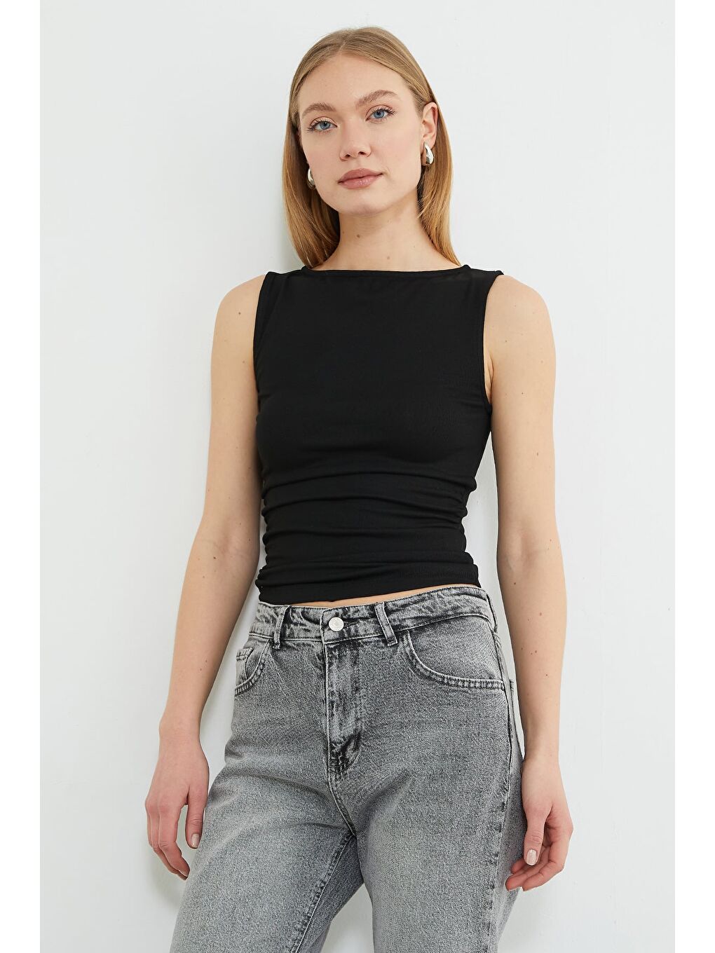 Siyah Yanları Drapeli Kayık Yaka Bluz