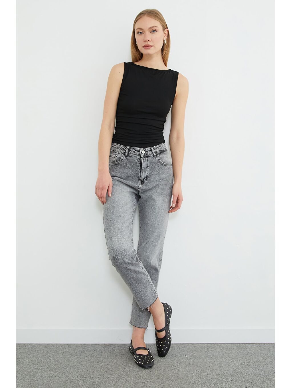 Siyah Yanları Drapeli Kayık Yaka Bluz-4