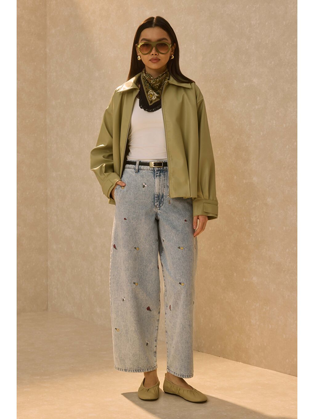 Yeşil Pile Detaylı Deri Ceket Adaçayı-1