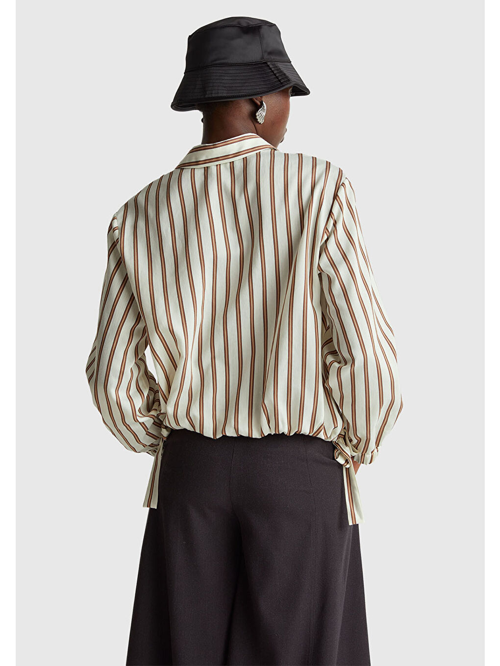 Kadın Bej Viskoz Karışımlı Çizgili Altı Lastikli Relaxed Fit Gömlek-2