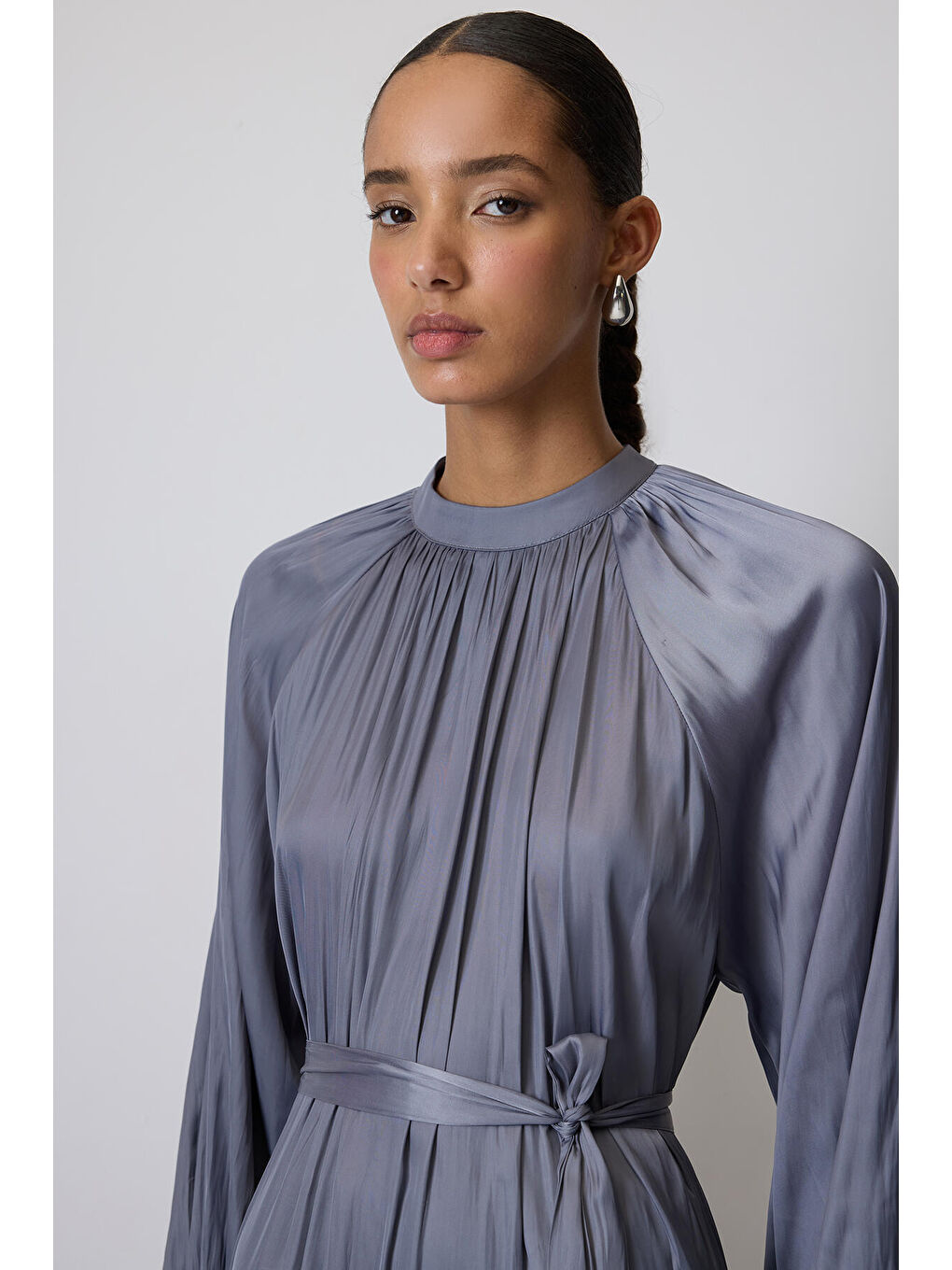 Antrasit Kuşaklı Elbise-4