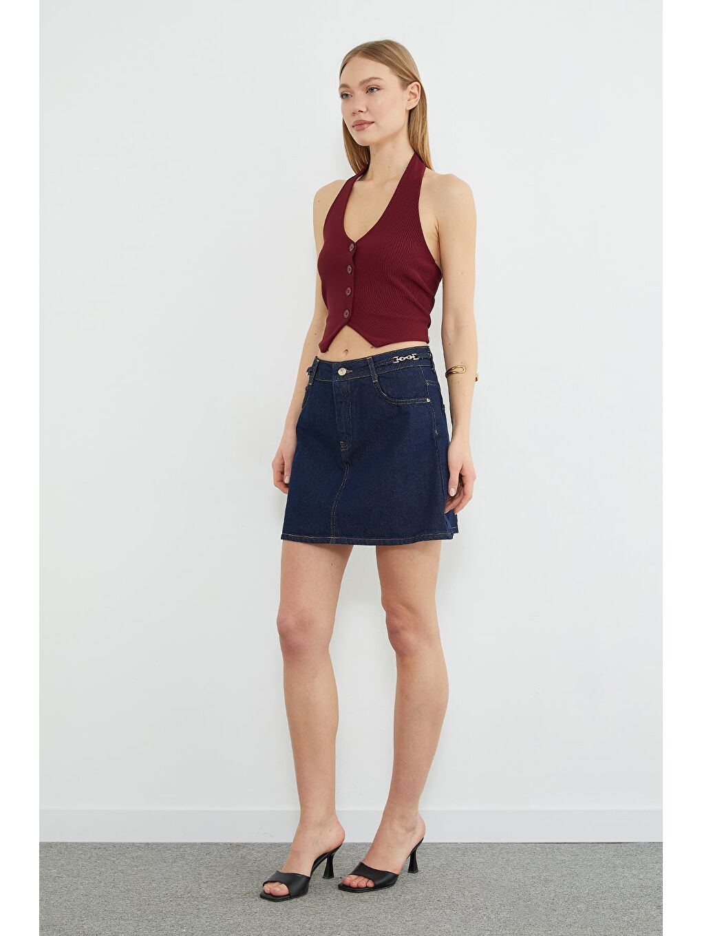 Lacivert Zincir Kemer Detaylı Mini Jean Etek-2