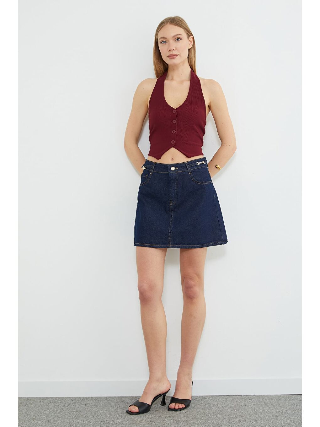 Lacivert Zincir Kemer Detaylı Mini Jean Etek-3