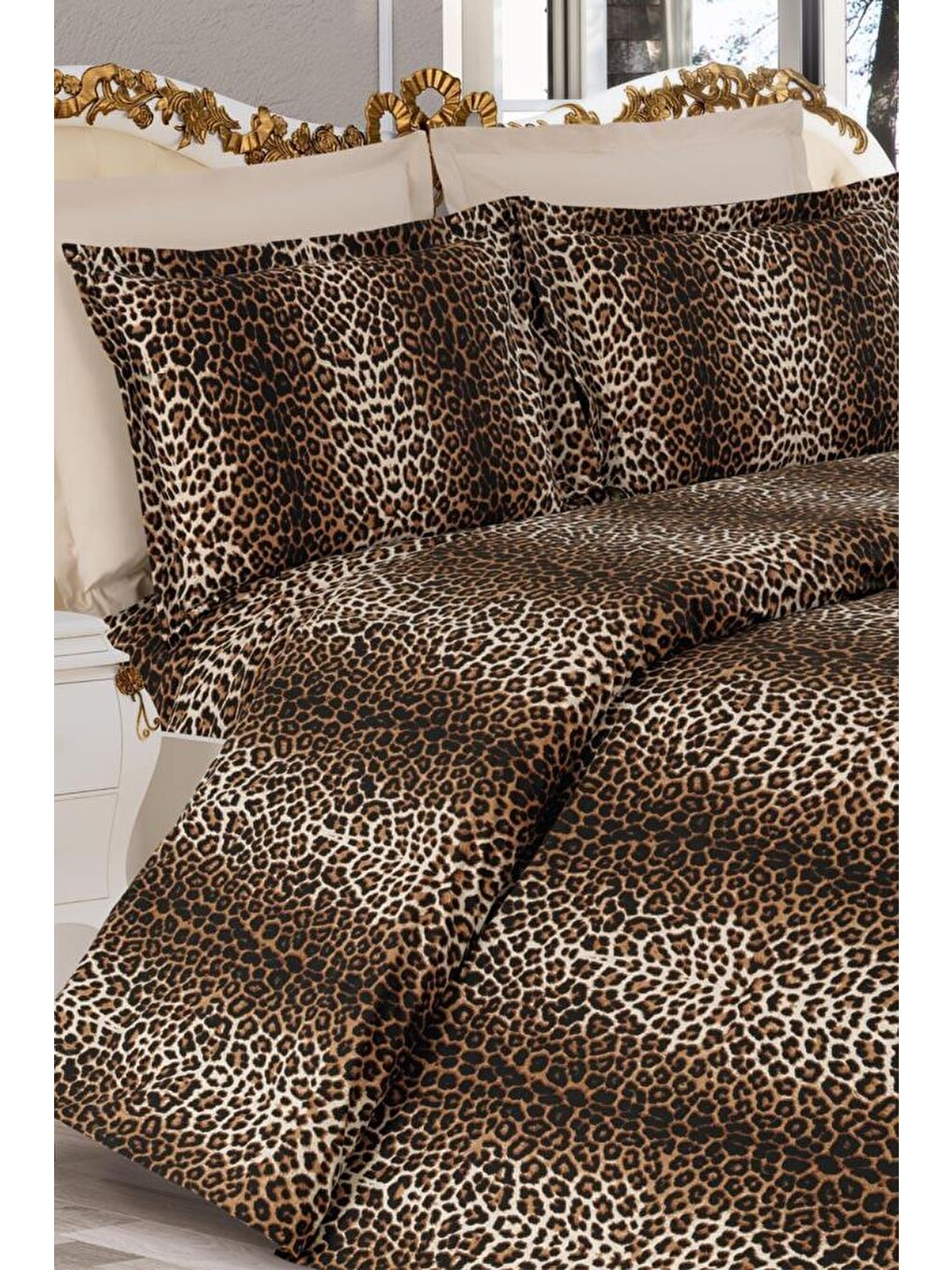 Karışık Leopar Desenli Çift Kişilik Nevresim Takımı-1