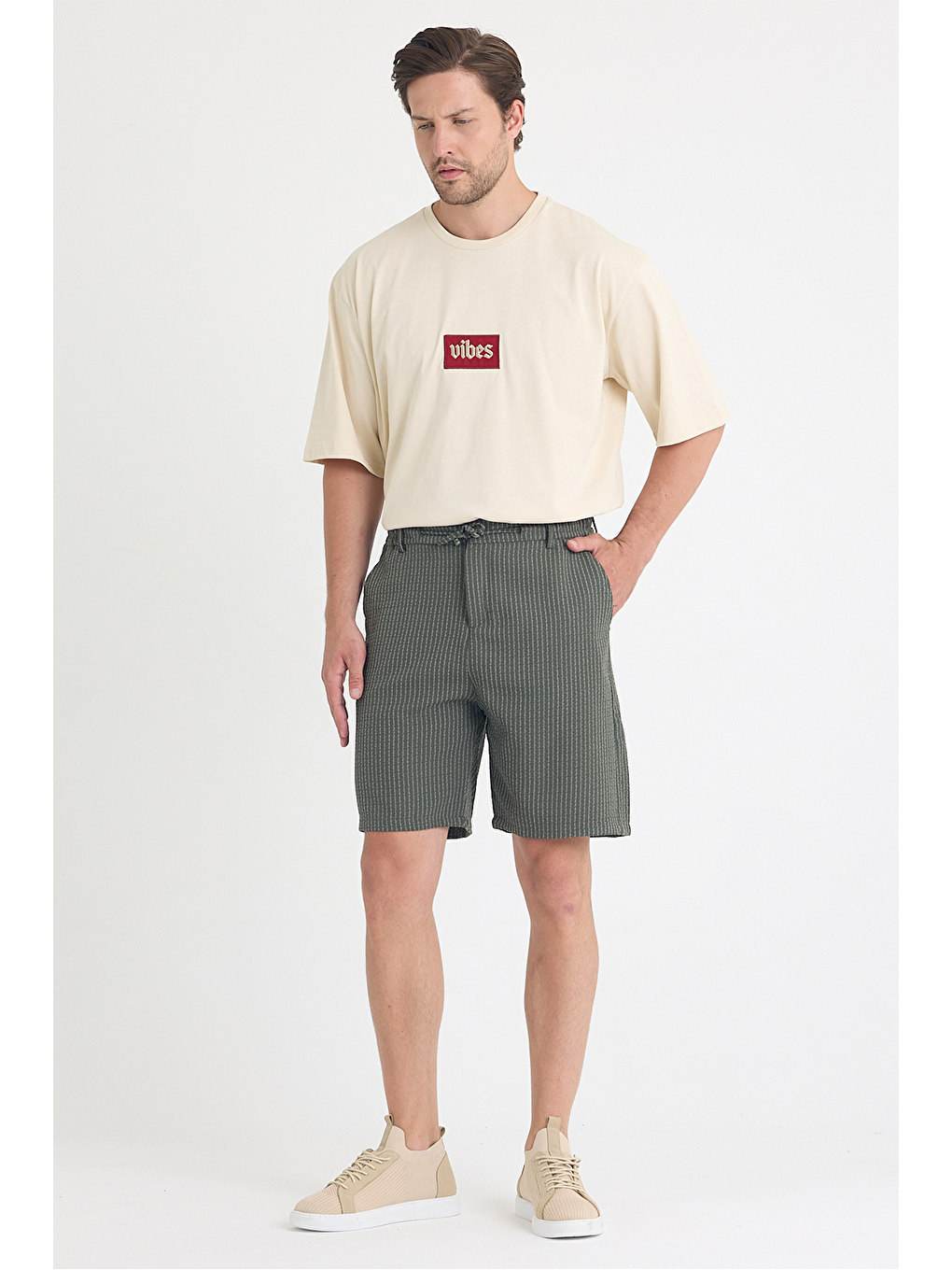 Erkek Haki Çizgili Şort-1