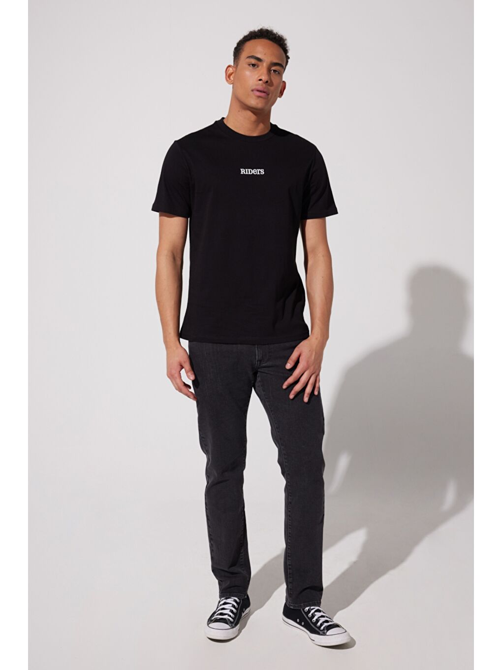 Loose Fit %100 Pamuk Bisiklet Yaka Siyah Tişört-3