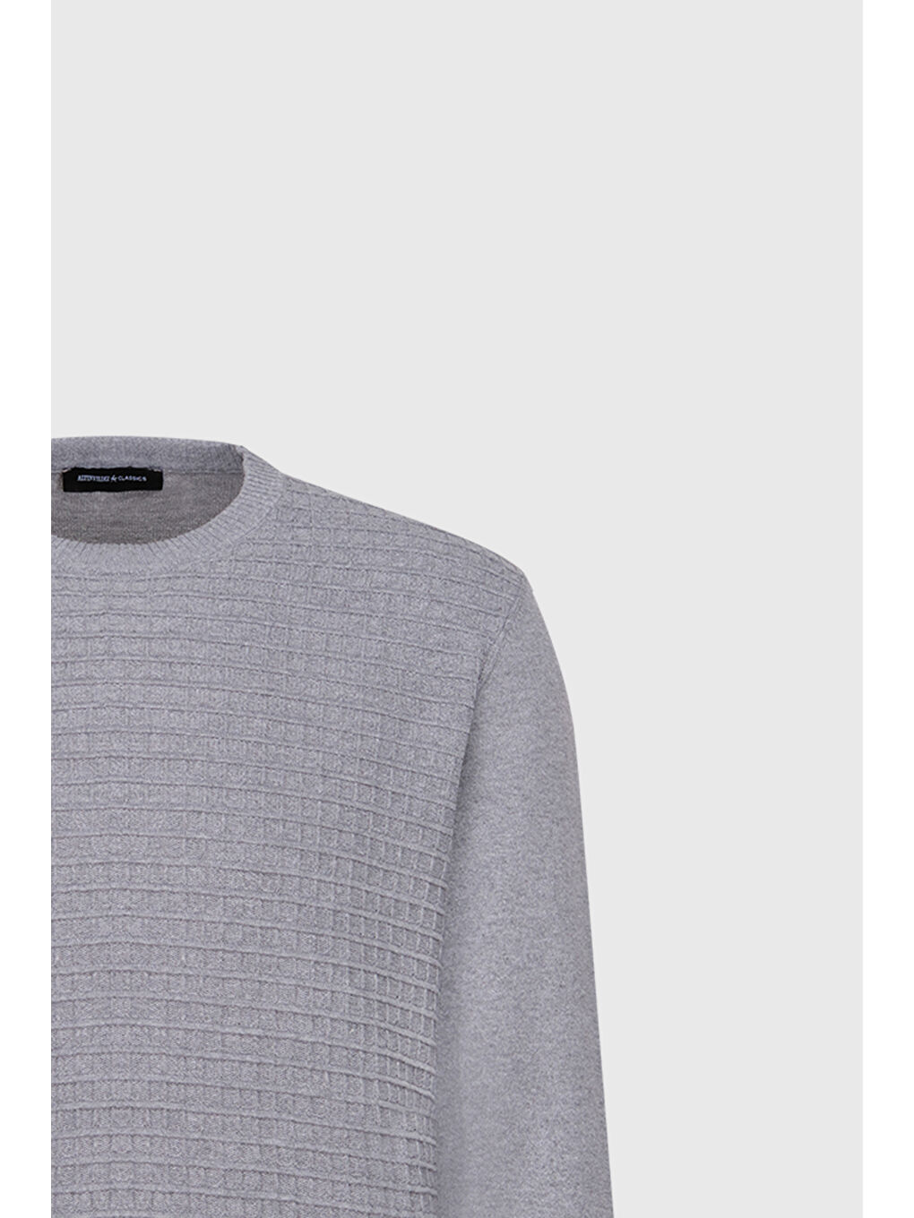 Erkek Gri Pamuklu Standart Fit Normal Kesim Bisiklet Yaka Jakarlı Triko Kazak-1