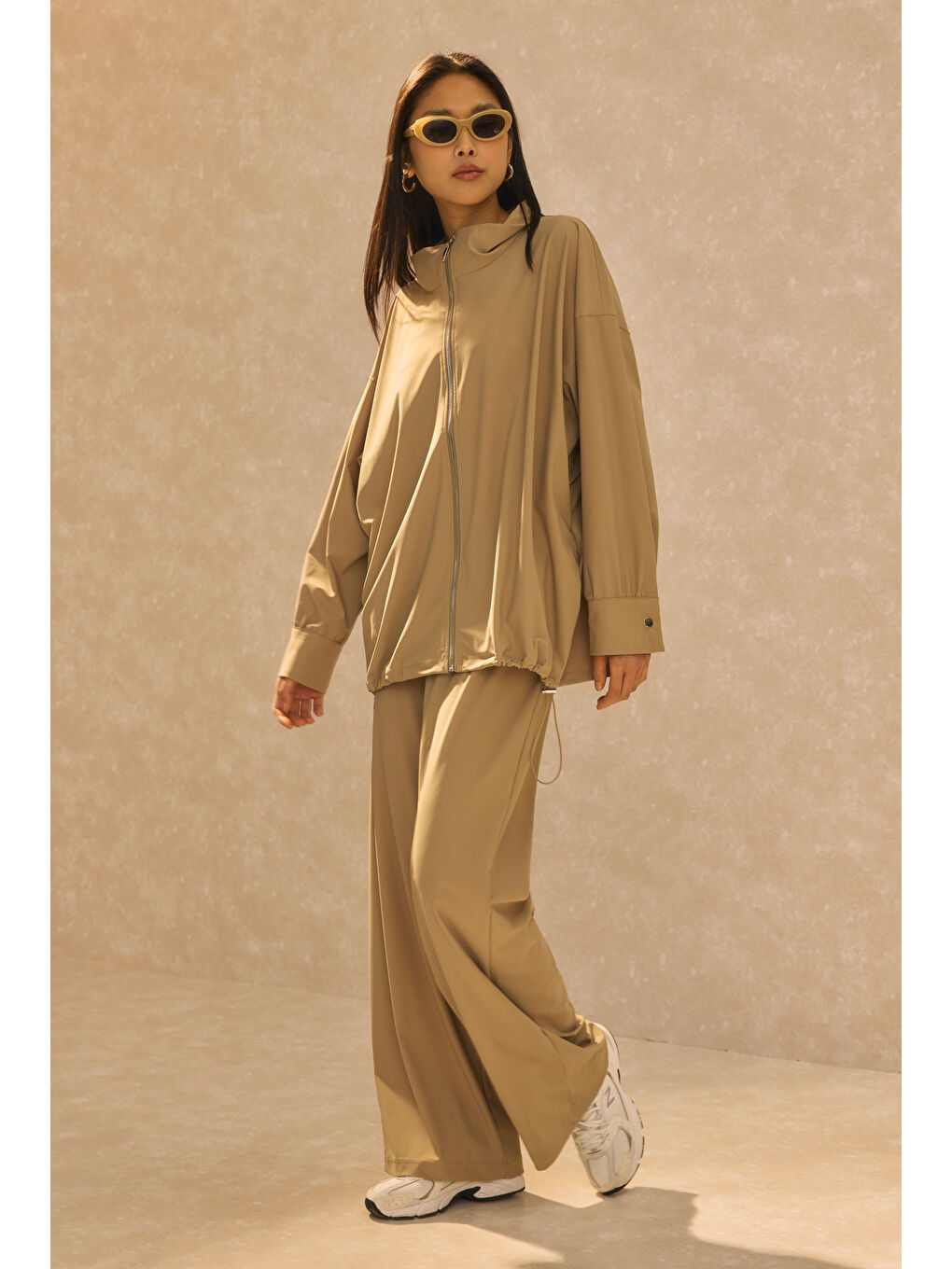 Dik Yaka Eşofman Takımı Kum Beji-2