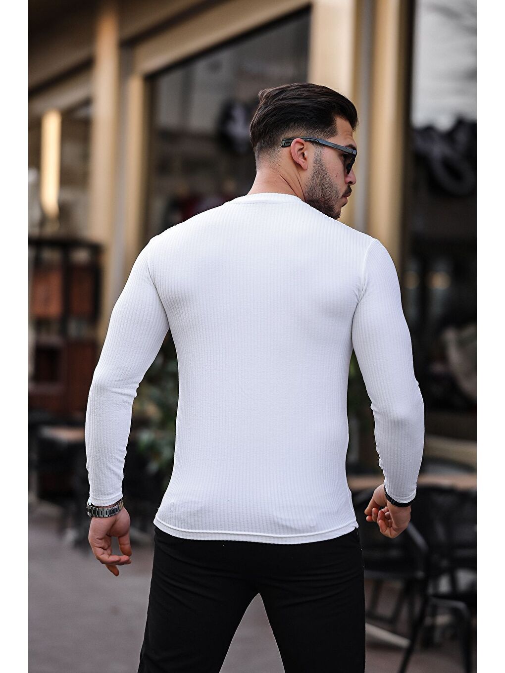 Beyaz Jakarlı Mevsimlik Sweatshirt-3