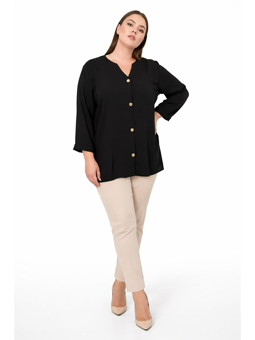 Siyah Büyük Beden Gold Düğmeli V Yaka Kadın Gömleği-1