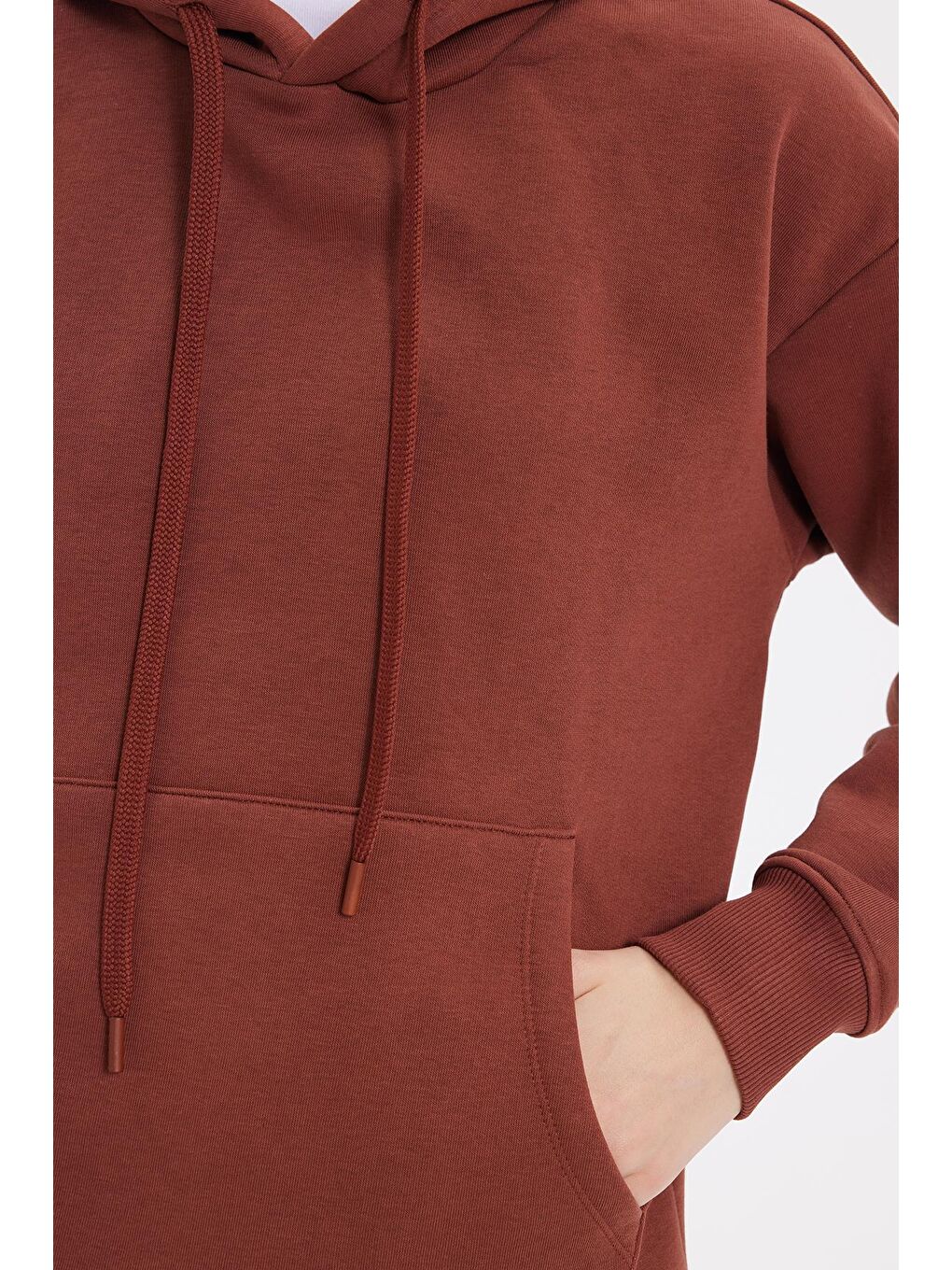 Kadın Oversize Geniş Kesim Pamuklu Yumuşak Dokulu İçi Polarlı Basic Kahverengi Kapüşonlu Sweatshirt-2