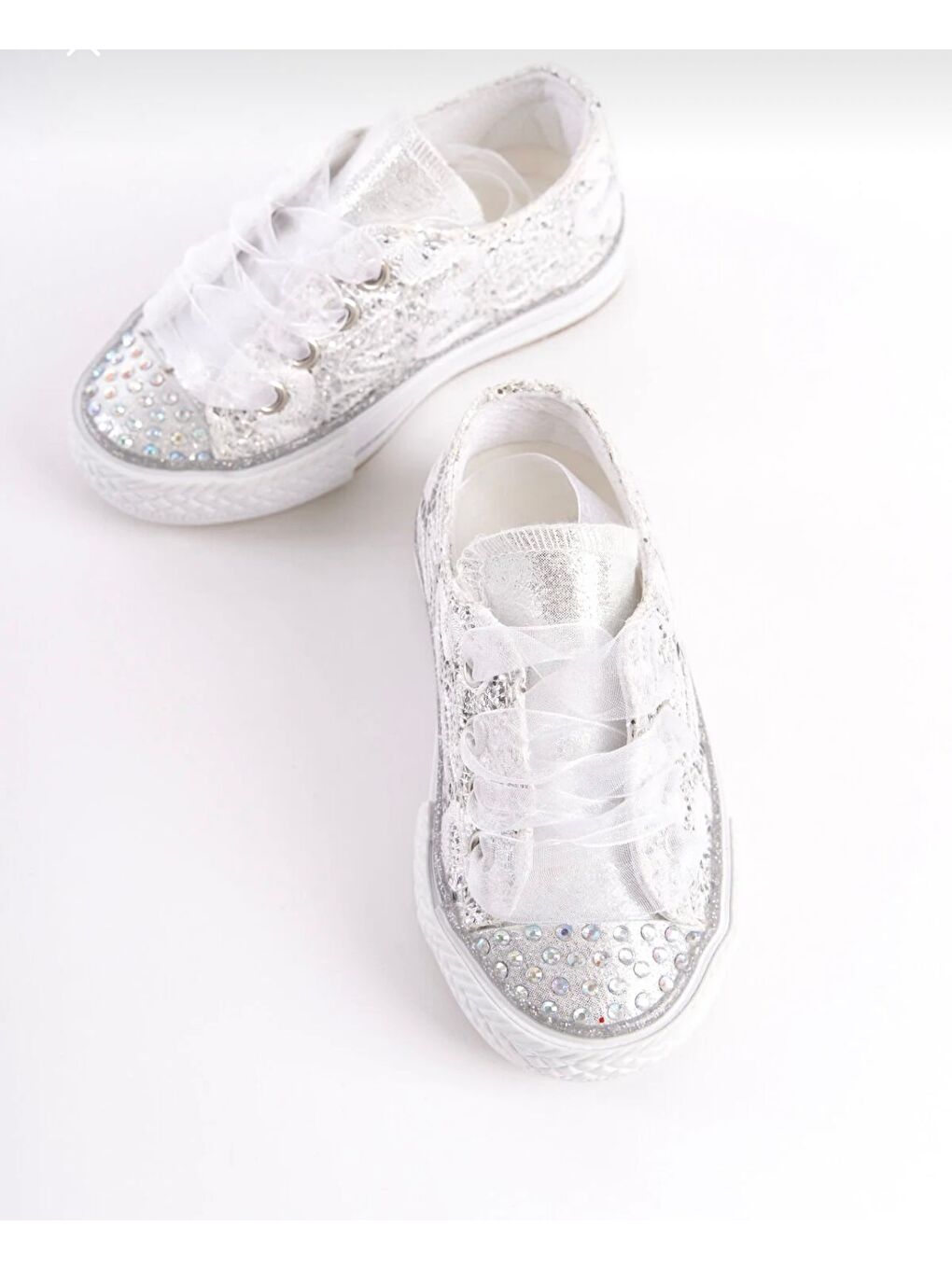 Beyaz TAŞLI BAGCIKLI GÜMÜŞ ORTOPEDİK KIZ  ÇOCUK AYAKKABI 21-30 IŞIKLIDIR-1
