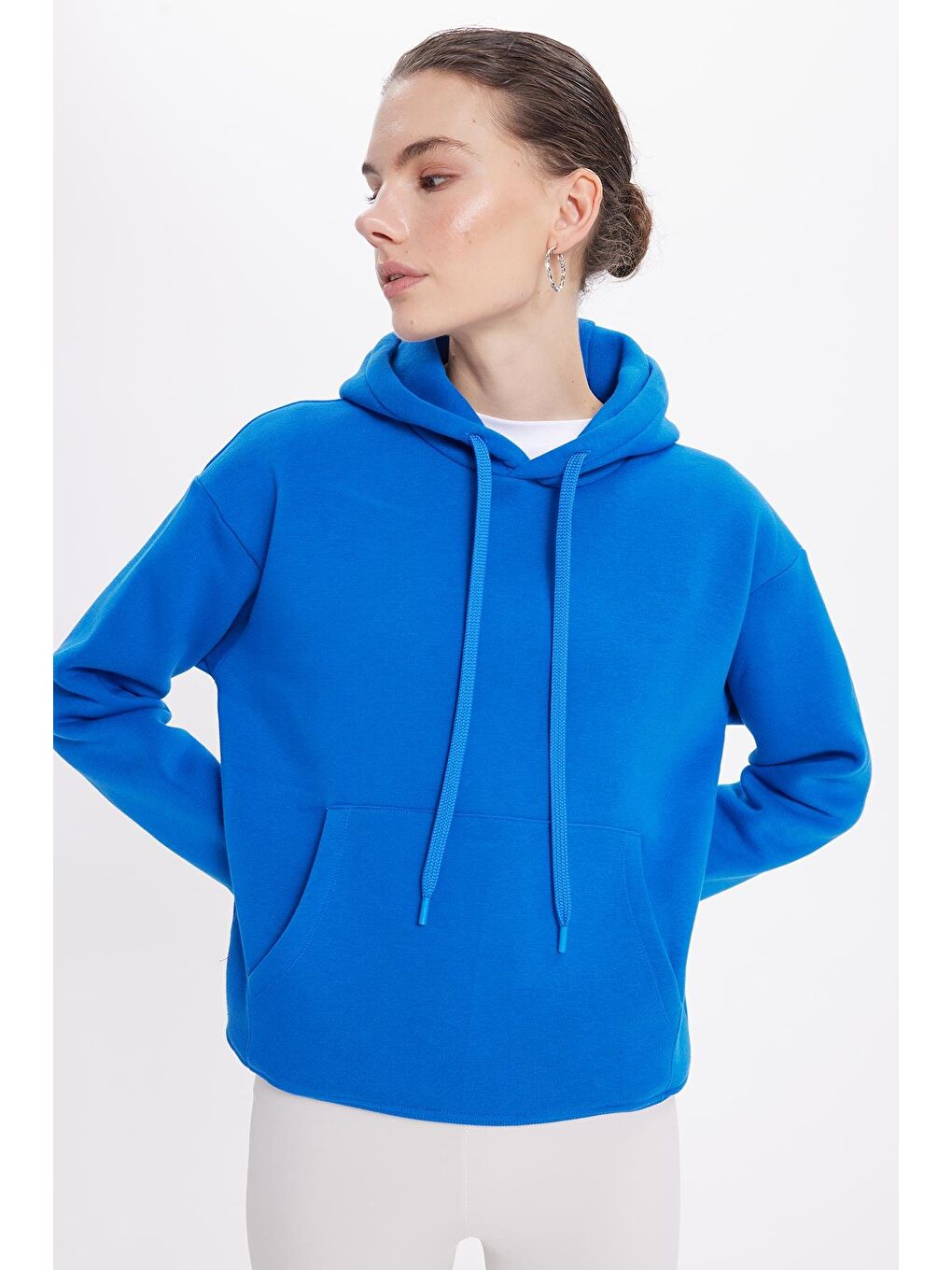 Kadın Oversize Geniş Kesim Pamuklu Yumuşak Dokulu İçi Polarlı Basic Saks Mavi Kapüşonlu Sweatshirt-4