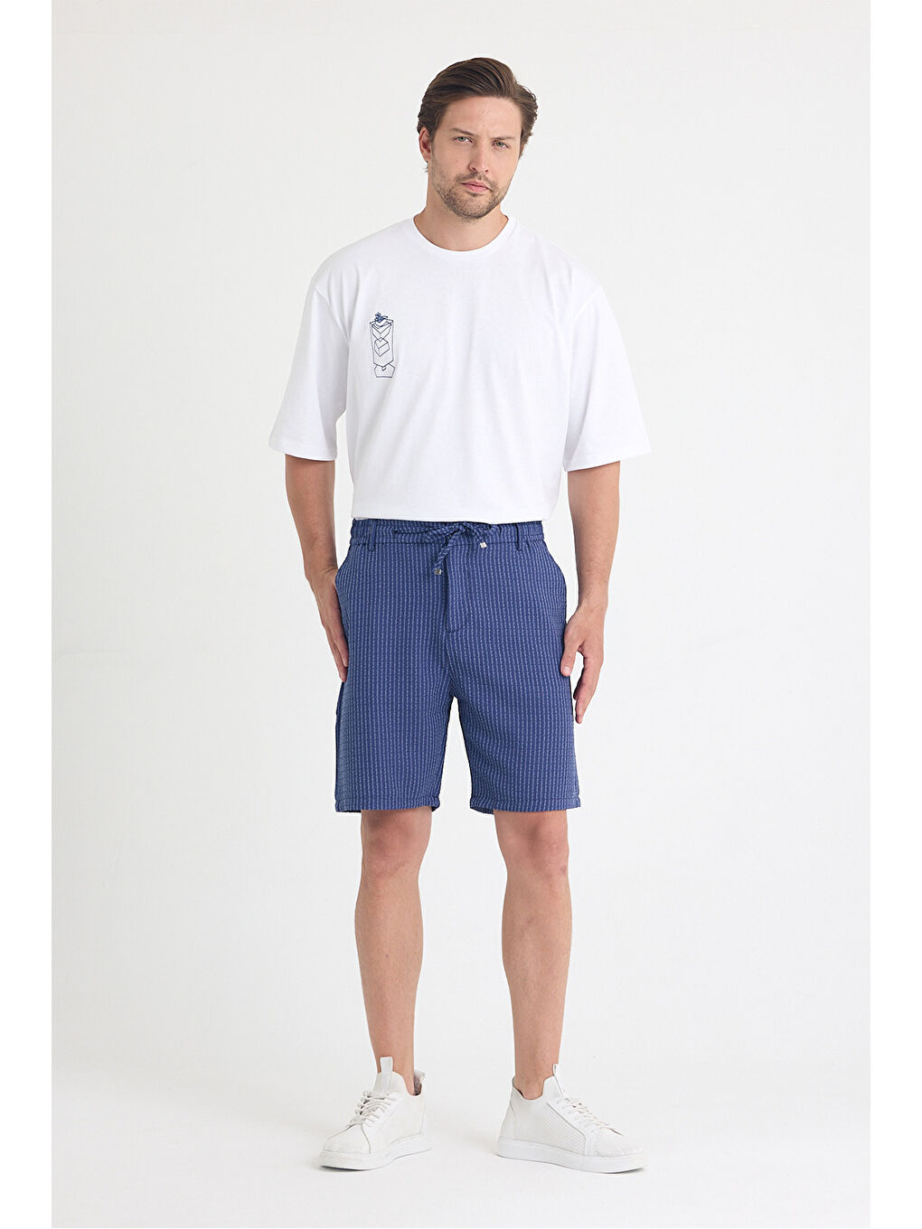 Erkek Lacivert Çizgili Şort